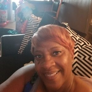 Meet your Posher, Cynthia